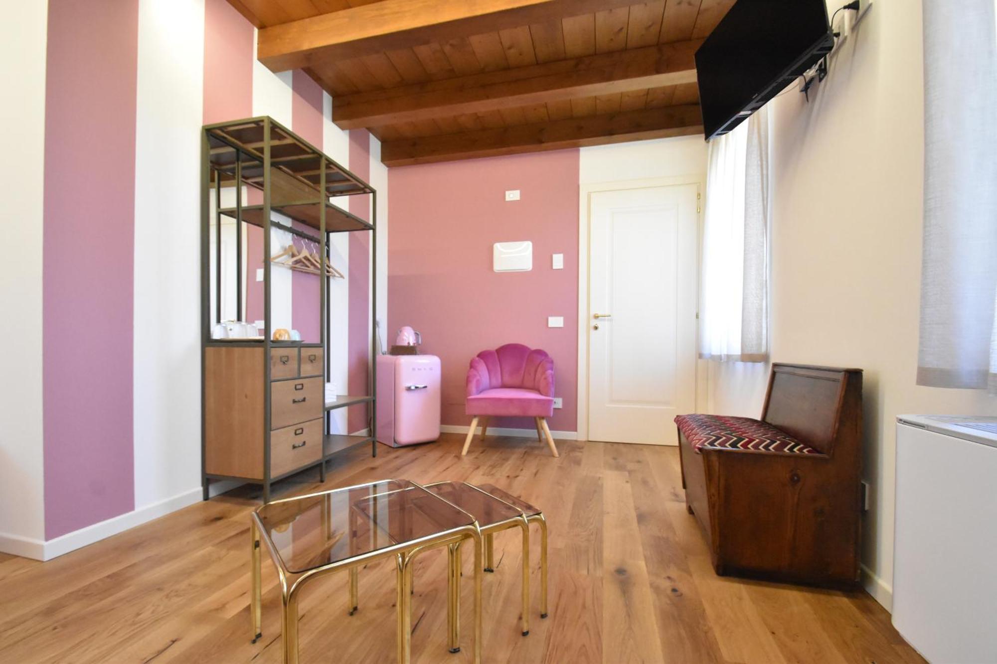 לינה וארוחת בוקר פאסטרנגו Residenza Vesentini מראה חיצוני תמונה